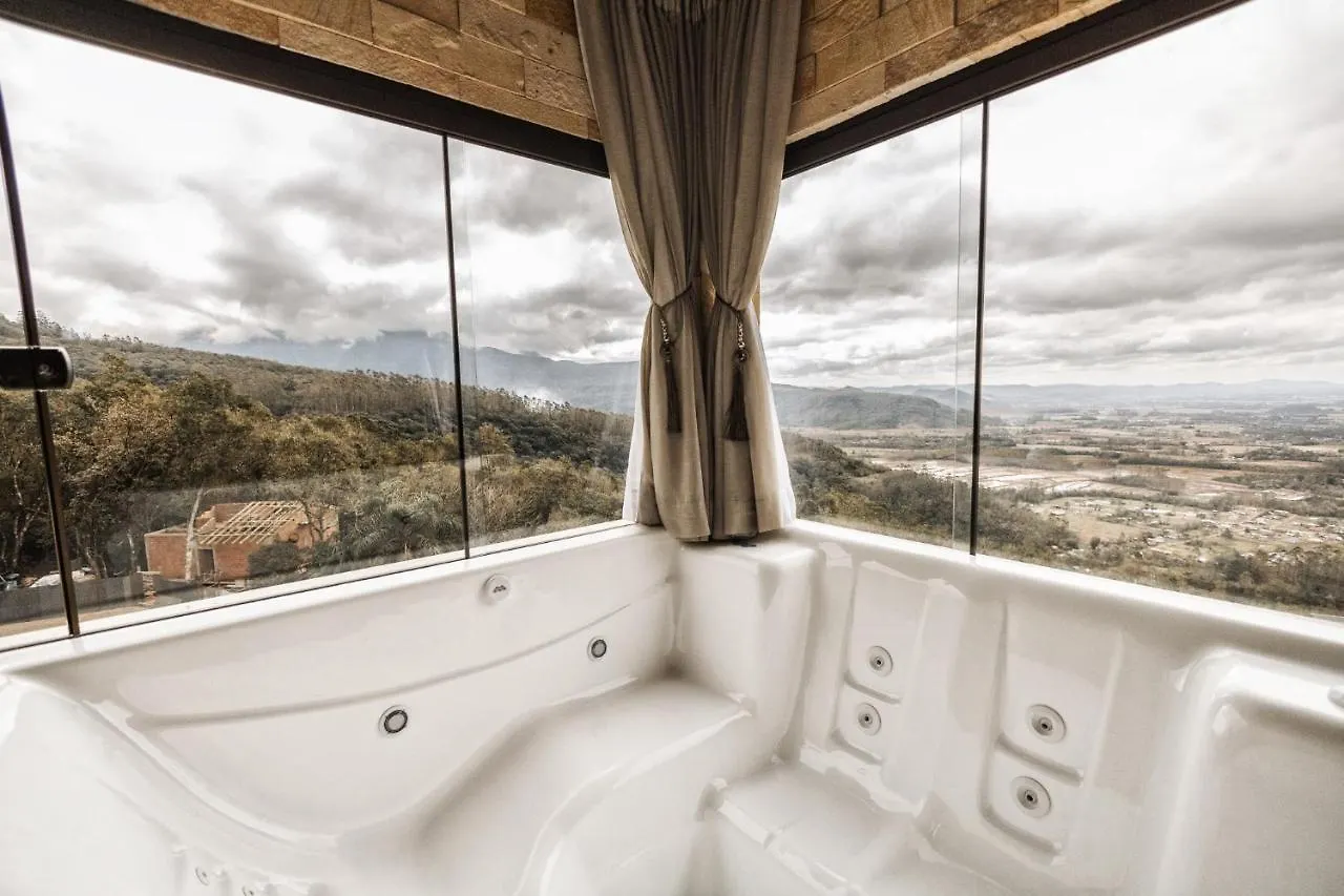 Guest house Discovery Canyon Praia Grande